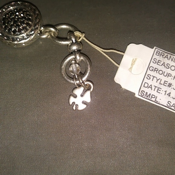 Lucky Brand reversible bracelet - Picture 3 of 6